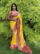 Load image into Gallery viewer, Yellow Munga Silk Saree with pythani border