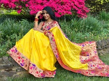 Load image into Gallery viewer, Yellow Munga Silk Saree with pythani border