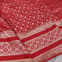 Load image into Gallery viewer, Red color pure Banaras silk saree