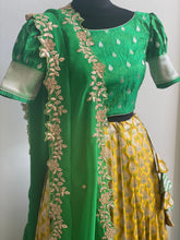 Load image into Gallery viewer, Green Banaras Half saree Set