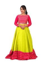 Load image into Gallery viewer, Green Banarasi Lehenga With Pink Border