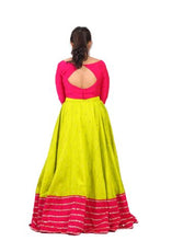 Load image into Gallery viewer, Green Banarasi Lehenga With Pink Border