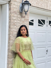 Load image into Gallery viewer, Light green cape style long dress
