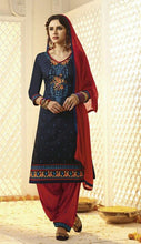 Load image into Gallery viewer, Navy Blue Kurta With Red Patiala Salwar Set

