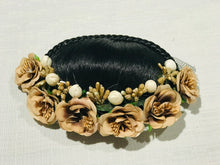 Load image into Gallery viewer, Gold Flowers Hair Bun
