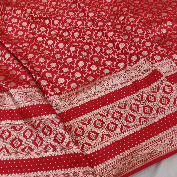 Red color pure Banaras silk saree