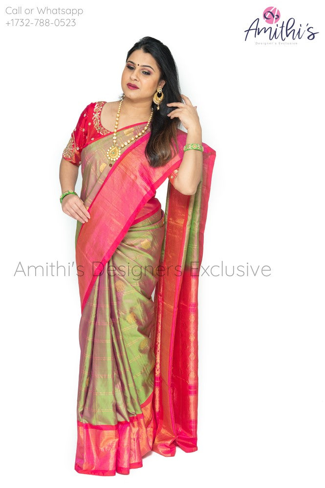 Pink & Green Double Shaded Gadwal Silk Saree With Work Blouse