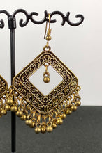 Load image into Gallery viewer, Oxidized Metallic diamond shape Earrings Item 009
