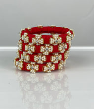 Load image into Gallery viewer, Thin Raw Silk Bangles Set of 4
