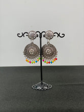 Load image into Gallery viewer, Oxidized Earrings Item 005
